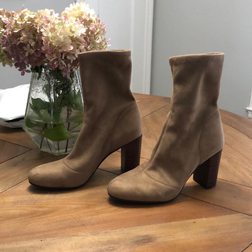 Suede Vince Camuto boots